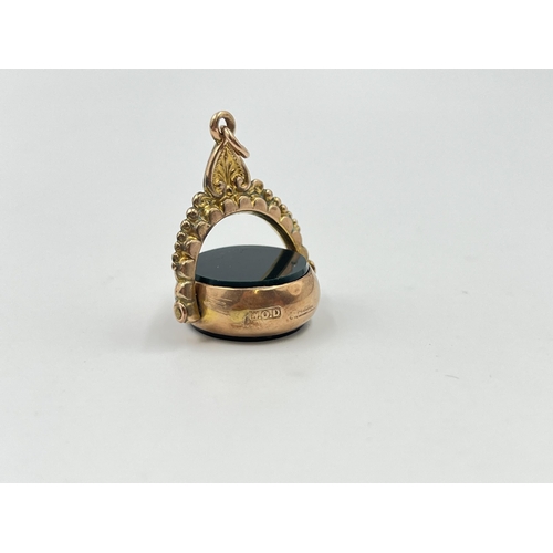 2017 - An early 20th century 9ct gold bloodstone and agate swivel fob/pendant - approx. gross weight 6g