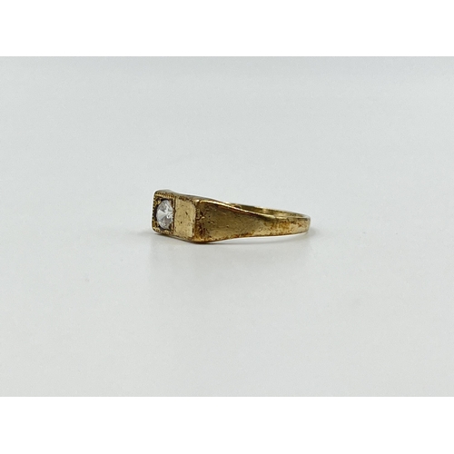 2026 - A hallmarked London 9ct gold CZ set signet ring, size N½ - approx. gross weight 1.3g