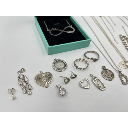 2072 - A collection of .925 silver jewellery - approx. gross weight 50g