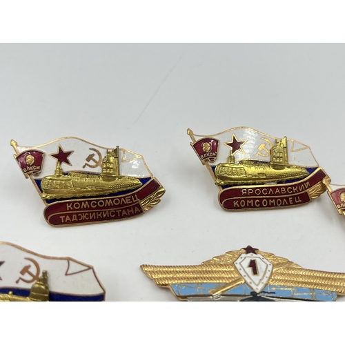 2254 - Seven Russian military badges