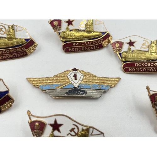 2254 - Seven Russian military badges