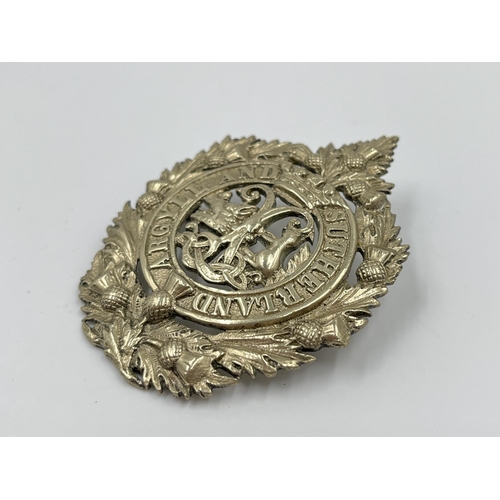 2258A - An Argyll & Sutherland Highlanders cap badge