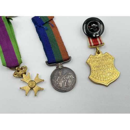 2264 - A collection of miniature medals to include For Exemplary Fire Service, The Defence Medal, Korea etc... 