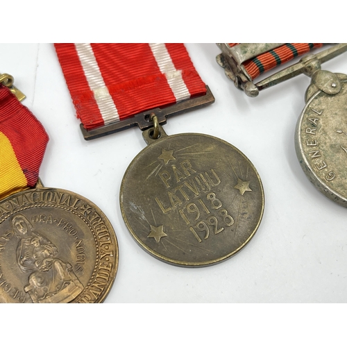 2293 - Five military medals to include India General Service, Serbia medal for bravery, Spanish Civil War V... 