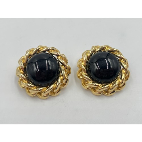 2133 - A pair of Christian Dior gold tone clip on earrings - approx. gross weight 43g