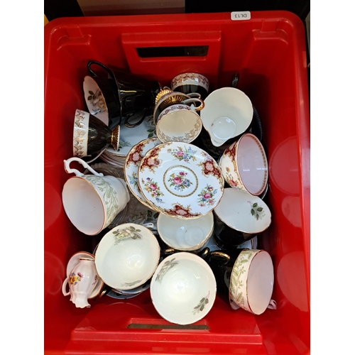 1025 - Six boxes containing silver plated tea and coffee set, table lamps, West German 887/23 jardinière, p... 