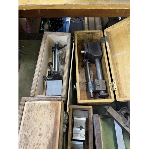 1165 - A collection of boxed tools to include Moore & Wright DL4 spirit level, Moore & Wright No. 966 micro... 