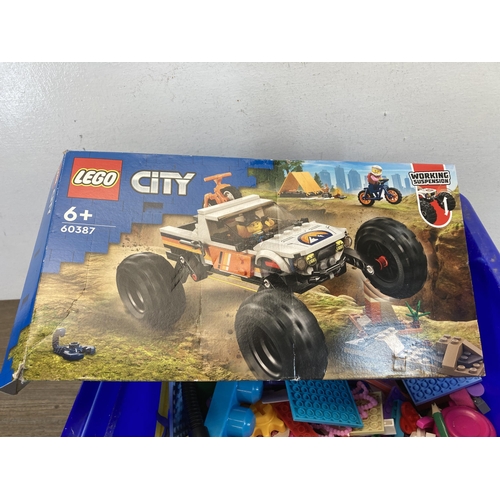 583 - A collection of various Lego to include boxed City 60387 set etc.