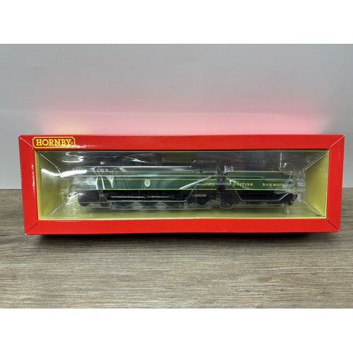 614 - A boxed Hornby BR4-6-2 Battle of Britain class Sir Archibald Sinclair no. SC1C159 00 gauge model loc... 