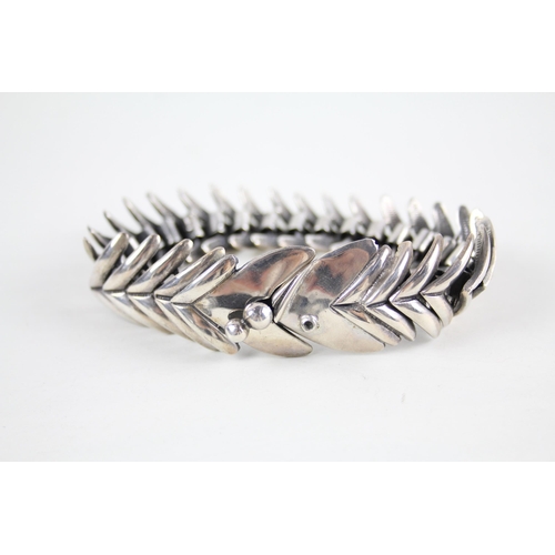 2078 - A Mexican silver fishbone design bracelet - approx. gross weight 71g