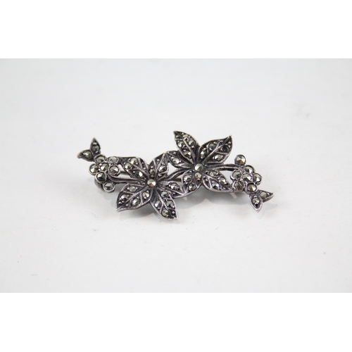 2084 - Six silver marcasite brooches - approx. gross weight 53g