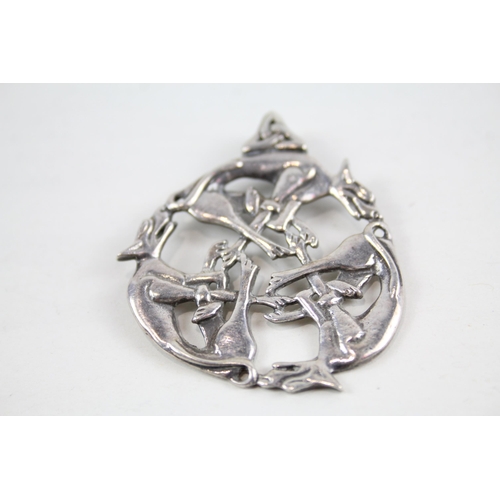 2086 - Five silver pendants - approx. gross weight 79g