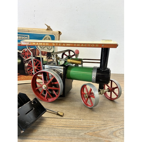 404 - A boxed Mamod TE1A Traction Engine live steam model