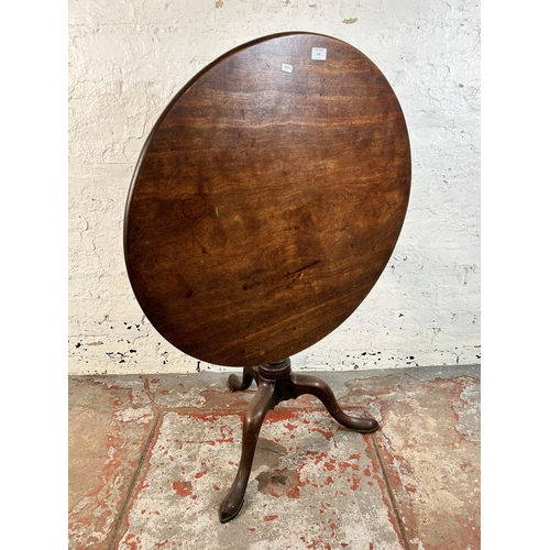 106 - A George III mahogany circular tilt top tripod occasional table - approx. 115cm high when tilted x 8... 