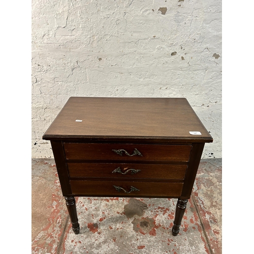 160 - An Edwardian mahogany chest of drawers - approx. 63cm high x 69cm wide x 36cm deep