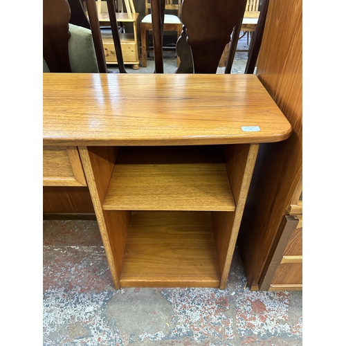 75 - A G Plan teak dressing table - approx. 70cm high x 106cm wide x 42cm deep