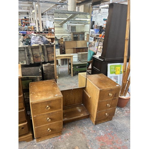 209 - A mid 20th century Vesper Furniture oak dressing table