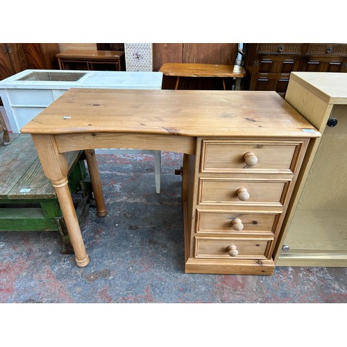 201 - A pine dressing table - approx. 77m high x 101cm wide x 49cm deep