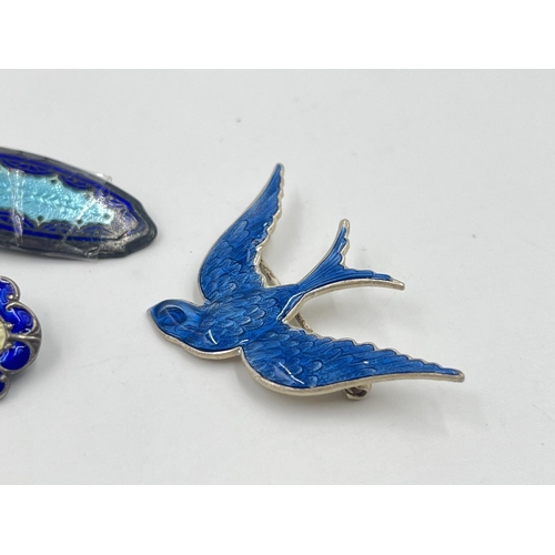 2014 - Five pieces of antique and vintage enamel jewellery