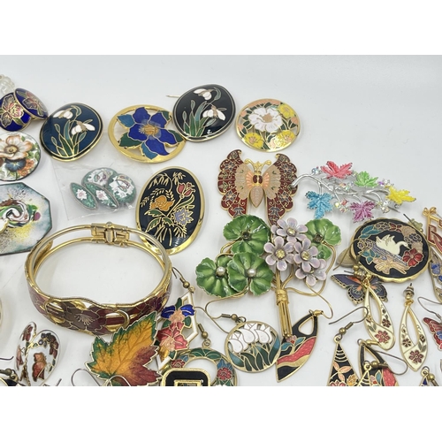 2020 - A collection of enamel jewellery