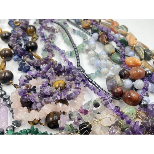 2021 - A collection of gemstone jewellery to include amethyst, malachite, lapis lazuli, rose quartz etc.