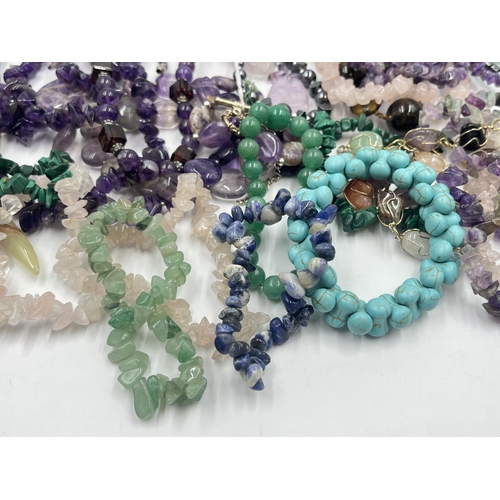 2021 - A collection of gemstone jewellery to include amethyst, malachite, lapis lazuli, rose quartz etc.