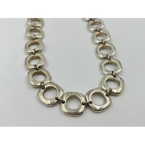 2027 - A Tiffany & Co. .925 silver necklace - approx. gross weight 70g