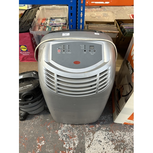 1057 - A B&Q WAP-267EB portable air conditioner