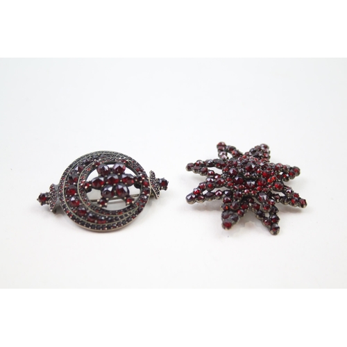 2338 - Two Victorian Bohemian garnet brooches