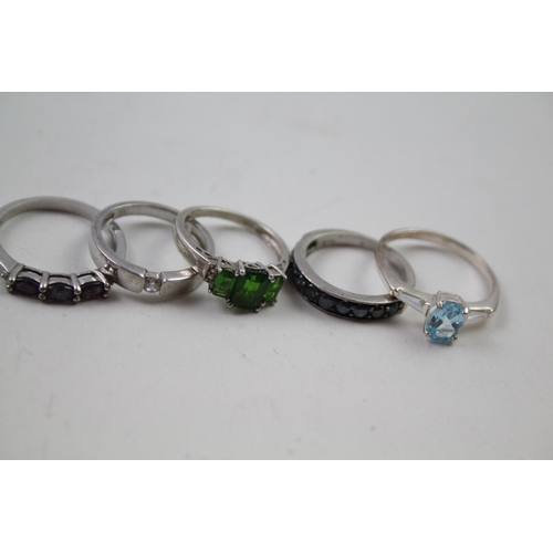 2339 - Eight silver gemstone set rings to include two TGGC etc. - approx. gross weight 21g