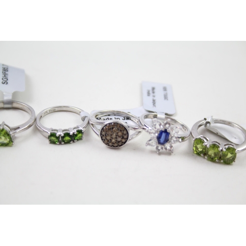 2340 - Eight silver gemstone set rings to include emerald, diamond etc. - approx. gross weight 24g