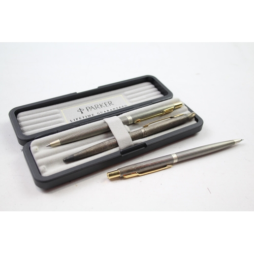 2367A - Three Parker writing instruments, two .925 sterling silver ballpoint pens and one pencil - approx. g... 