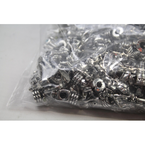 641 - Approx. 3kg shop stock charms