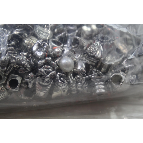 642 - Approx. 3kg shop stock charms