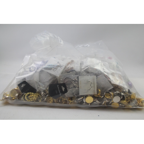 644 - Approx. 3kg of shop stock jewellery