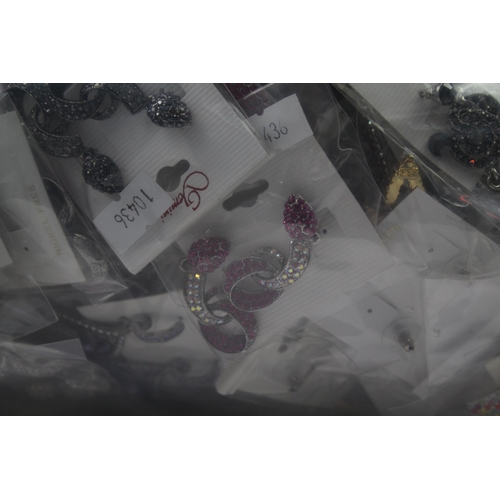 649 - Approx. 3kg of shop stock jewellery