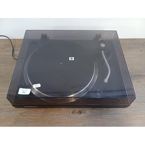 865 - An Acoustic Solutions CTT-1 belt-drive two-speed USB turntable