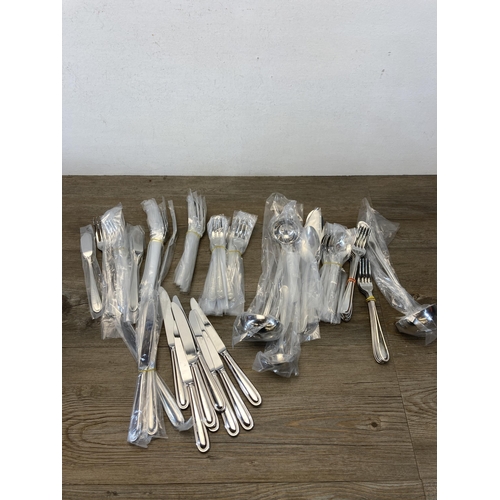 549 - A large quantity of Wedgwood 18/10 stainless steel cutlery