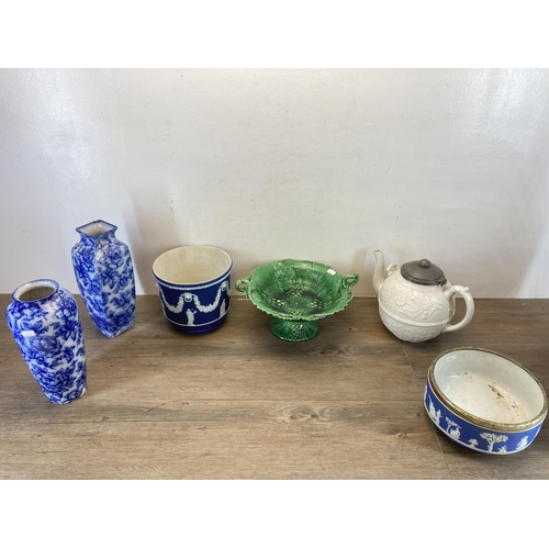 557 - Six pieces of 19th century and later ceramics to include two Losol Ware Cavendish vases, Wedgwood bl... 