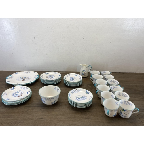 558 - A collection of 1920s Jackson & Gosling Grosvenor China Ye Olde English china to include twelve teac... 