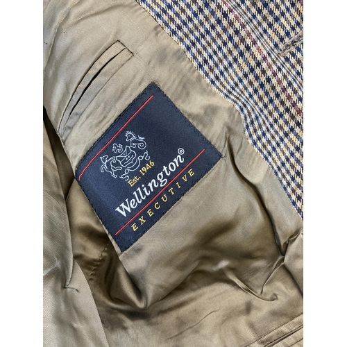 630 - A quantity of men's tweed sporting jackets to include Brook Taverner, Debenhams Wellington, Daks of ... 