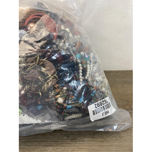 667 - Approx. 10kg of assorted costume jewellery