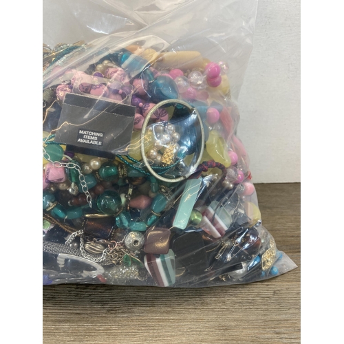 682 - Approx. 10kg of assorted costume jewellery