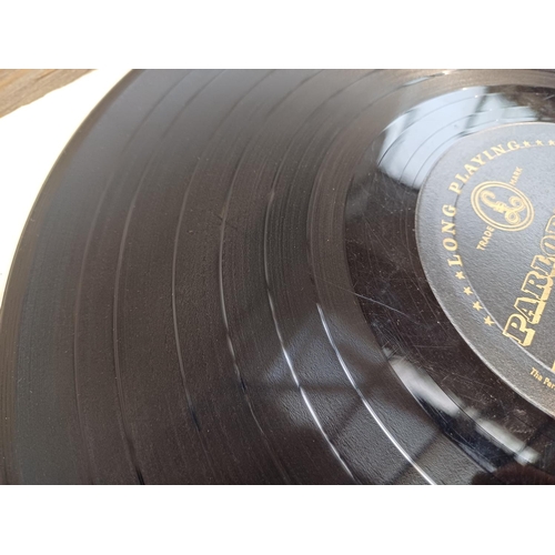 974A - A 1963 LP vinyl record of The Beatles 'Please Please Me' (Mono - PMC1202 - gold and black labels - D... 