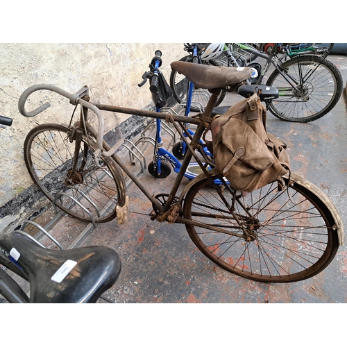 1040 - A 1940s road bike