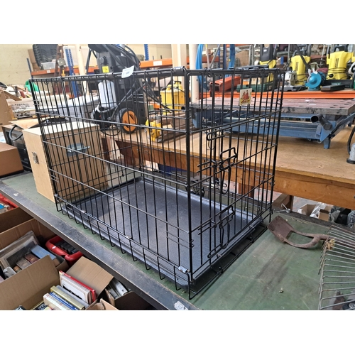 1088 - A metal dog cage