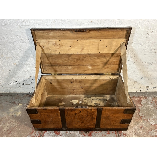 195 - A 19th century elm and metal banded blanket box - approx. 37cm high x 90cm wide x 49cm deep