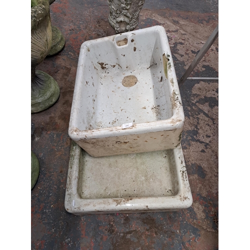 1092 - Two vintage ceramic sinks