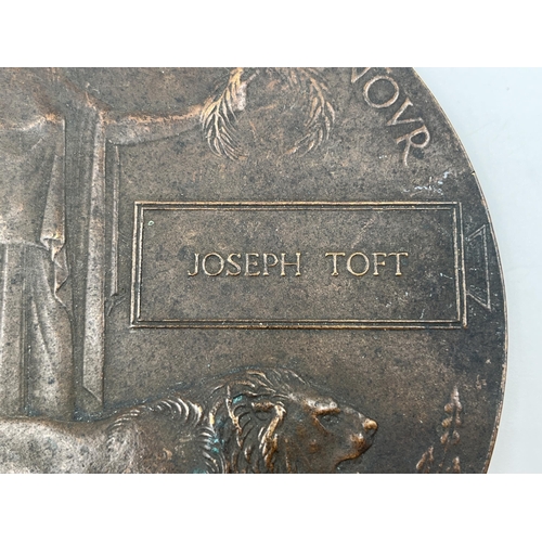 2021 - A WWI memorial plaque named Joseph Toft