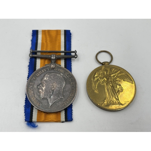 2030 - A WWI British medal pair presented to 30515 Pte. W. N. Rose Som. L. I. with two boxes